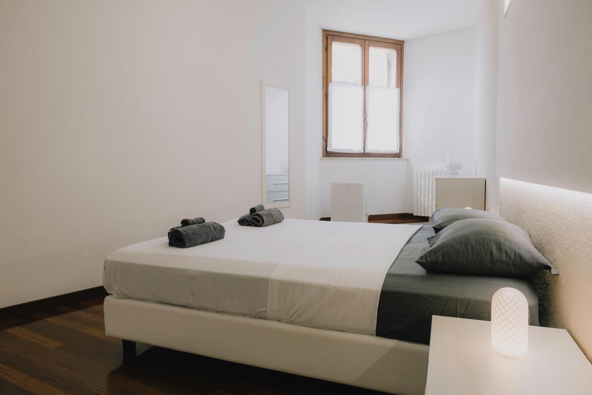 Cavour Luxury Apartments Верона Екстер'єр фото